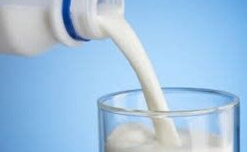کاربردها و خواصی از شیر که شاید نمی‌دانستید