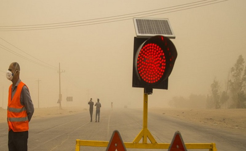 سرعت وزش باد در سیستان به 104 کیلومتر بر ساعت رسید/ غلظت غبار در آسمان زابل، 8 برابر حد مجاز