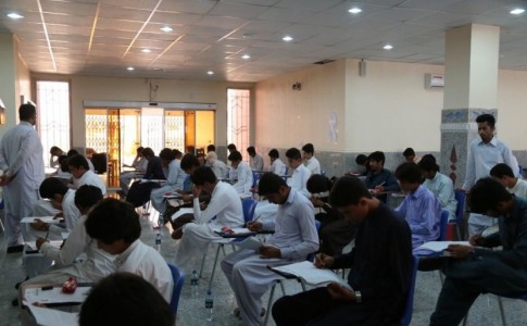 آزمون ورودی پذیرش بهیاری دانشگاه علوم پزشکی ایرانشهر برگزار شد