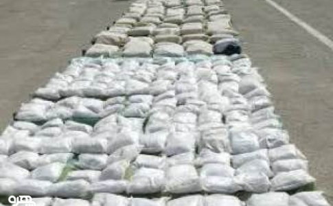 کشف بیش از ۹۳۰ کیلوگرم مواد مخدر از نوع تریاک در ایرانشهر