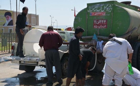 تأمین روزانه ۴۰ هزار لیتر آب مورد نیاز زائرسرای امام رضا توسط آبفا در ایام اربعین