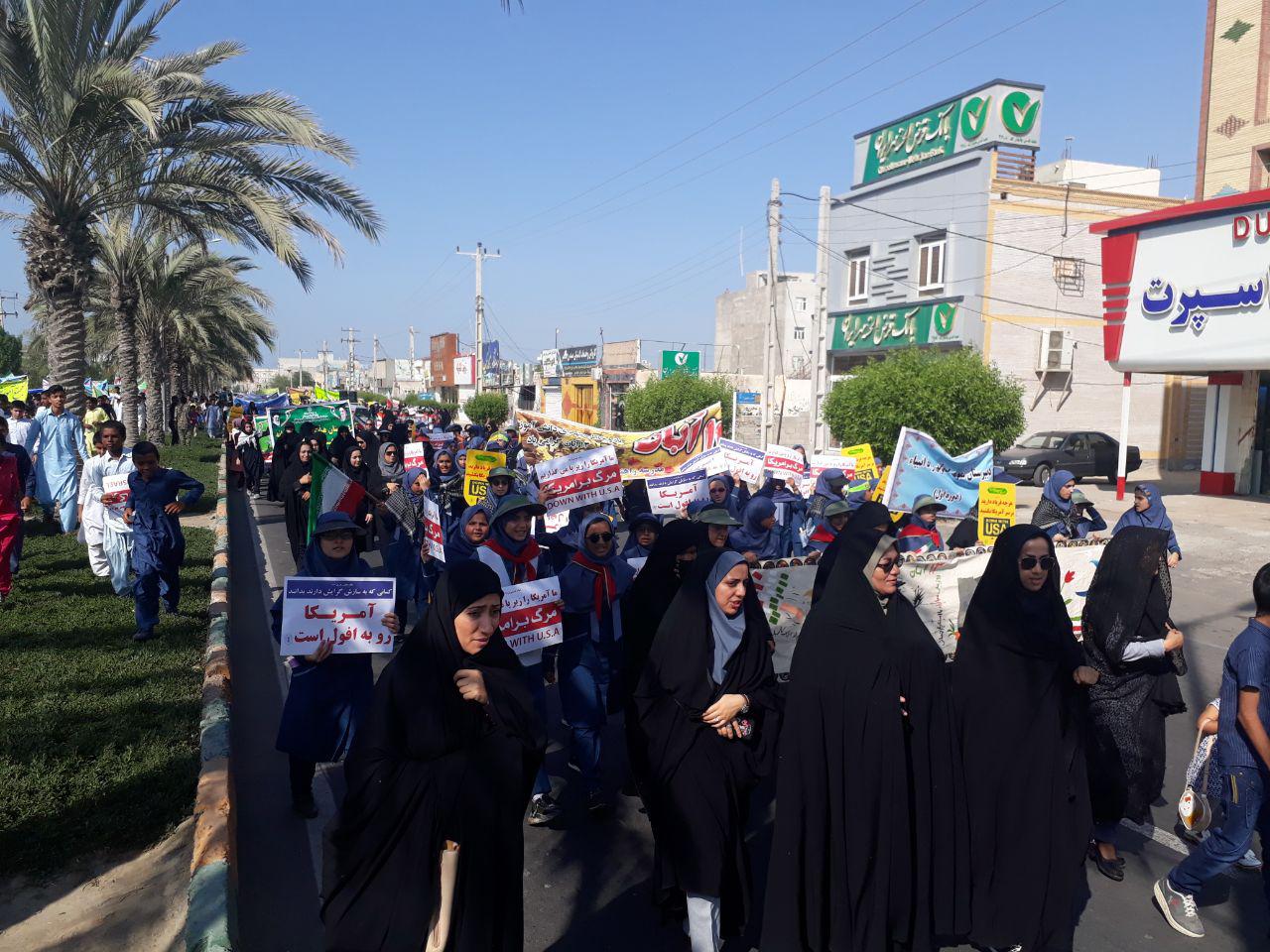 راهپیمایی ضد استکباری ۱۳ آبان مردم بندر چابهار