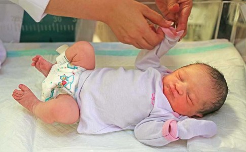 ​صدمین نوزاد IVF سیستان و بلوچستان متولد شد