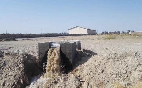 آغاز آبگیری مزارع سیستان از طرح انتقال آب بالوله