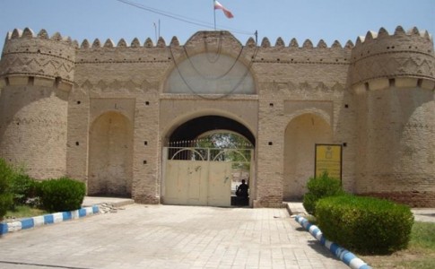 مرمت آثار تاریخی نیازمند توجه ویژه مسئولین /از ظرفیت اقتصادی و گردشگری آثار ملی در ایرانشهر غفلت شده است