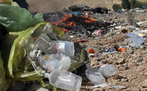 سطل های زباله ترسناک تر از ویروس کرونا/شهروندان بی ملاحضه عامل محیط های غیر بهداشتی