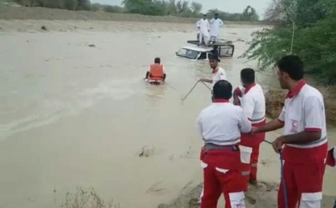 امدادرسانی به هزارو۶۶۸ آسیب دیده از سیلابها در جنوب سیستان و بلوچستان/۵۸ روستا دچار سیلاب و آبگرفتگی شد