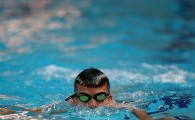 تعویق بازی‌های المپیک را به فال نیک می‌گیریم/ پیگیر گرفتن مجوز تمرین ۵ شناگر در استخر هستیم