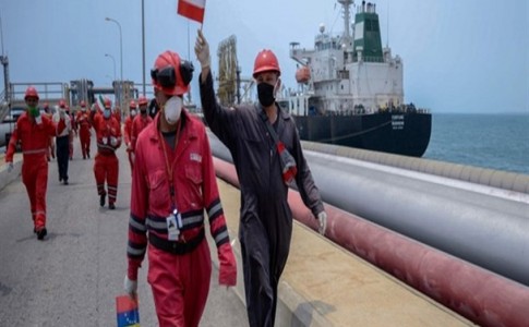 آمریکا درباره کمک به مبادلات نفتی ایران و ونزوئلا هشدار داد