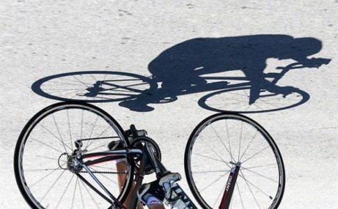 جاده‌های مرگ در انتظار رکاب‌زنان/ مرگ سومین دوچرخه‌سوار در سال جاری
