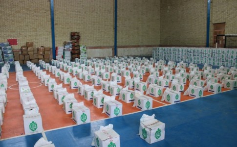 توزیع 2500 سبد کالا در رزمایش کمک مومنانه به مردم حاشیه نشین چابهار