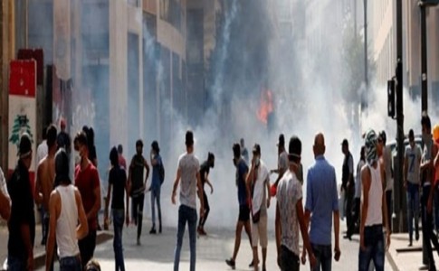 حمله «آشوبگران» به وزارت‌خانه‌ها و ادارات دولتی/ ارتش لبنان هشدار داد