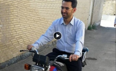 فرار آذرمی جهرمی از پاسخگویی / چرا وزیر ارتباطات در مورد شبکه‌های اجتماعی خارجی پاسخ نمی‌دهد!