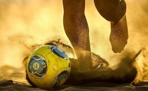 تست اجباری از داوران ساحلی با وجود ابتلا به کرونا/ فدراسیون فوتبال علیه وزارت بهداشت + تصویر نامه