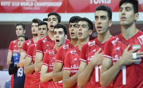 آینده والیبال ایران قربانیِ تصمیم‌های رئیس فدراسیون/ دو مشتری و یک بلیط روی نیمکت تیم نوجوانان!