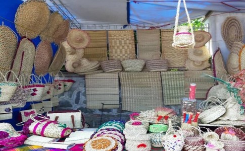بازارچه صنایع دستی در "تنگه سرحه" راه اندازی می شود