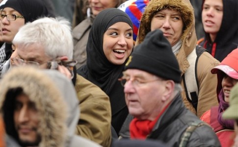 داستان پرماجرای ۴۰ تازه‌مسلمان؛ از کاباره‌های مجلل پاریس تا روضه امام حسین(ع)/ آلمان تا سال ۲۰۵۰ کشوری مسلمان‌نشین می‌شود