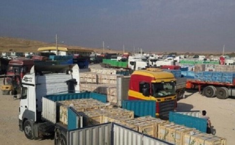 330 هزار تن کالا از بازارچه های کهک و جالق صادر شد