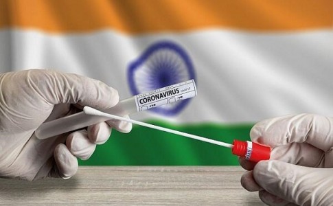 ویروس کرونای هندی قدرت سرایت بالایی دارد/ از تشدید دستورالعمل های بهداشتی تا توقف پروازهای هند و پاکستان