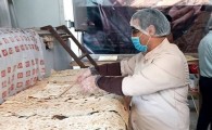 توزیع 150 قرص نان بین نیازمندان عشایری " بنت" در دهه کرامت