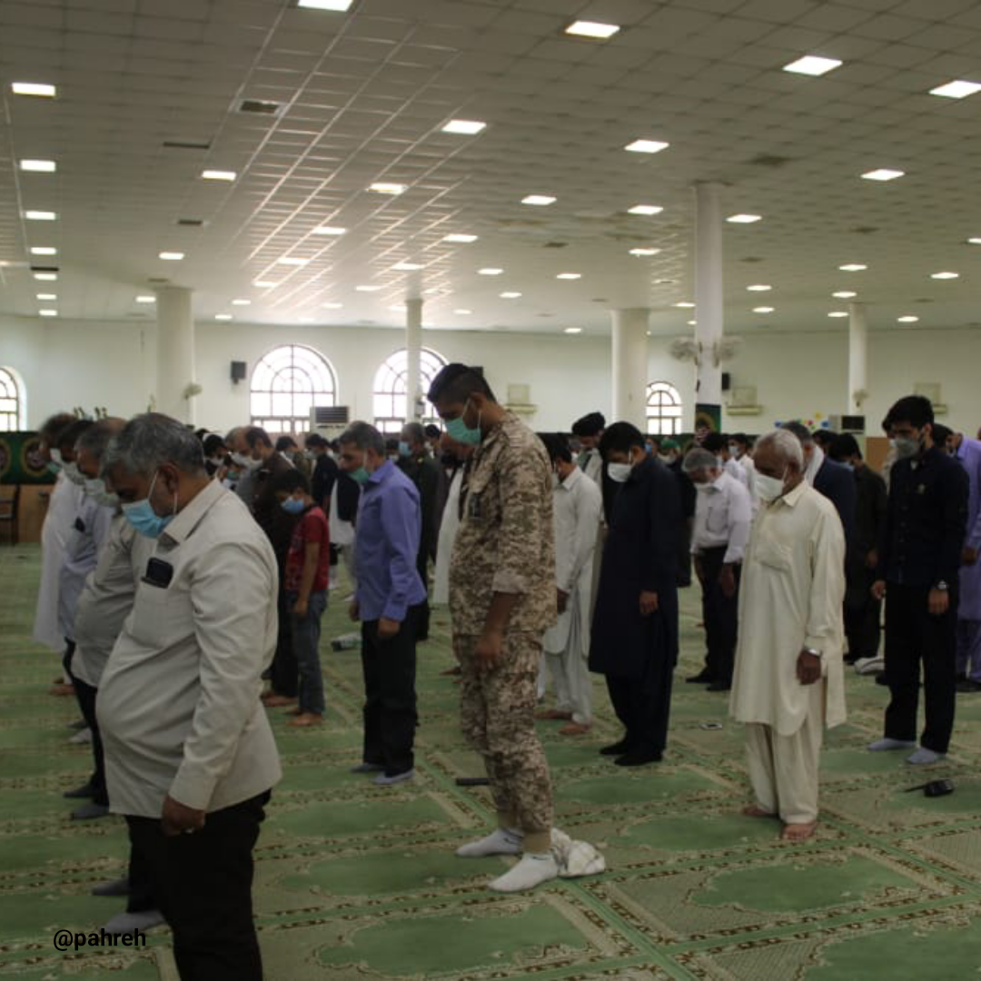 گرامیداشت هفته دفاع مقدس در نماز جمعه ایرانشهر