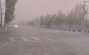 بارش شدید باران، تندباد لحظه ای و رعدوبرق سیستان و بلوچستان را فرا گرفت/۳۰ میلی متر باران در استان بارید