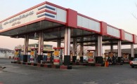 طول صف های بنزین در سراوان شکسته شد/ گلایه فرماندار شهرستان از عدم تامین کامل سهمیه سوخت روزانه