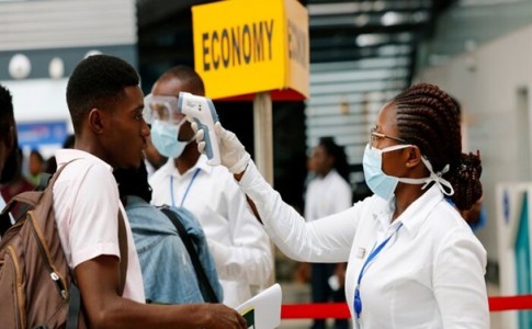 «اُمیکرون»؛ خطرناک ترین واریانت کرونا/جوانان افریقایی بیشترین قربانیان Omicron / آیا سویه جدید مغلوب واکسن‌های کووید۱۹خواهد شد؟