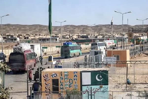 ۴۹۹ زائر پاکستانی از پایانه «ریمدان» وارد سیستان و بلوچستان شدند