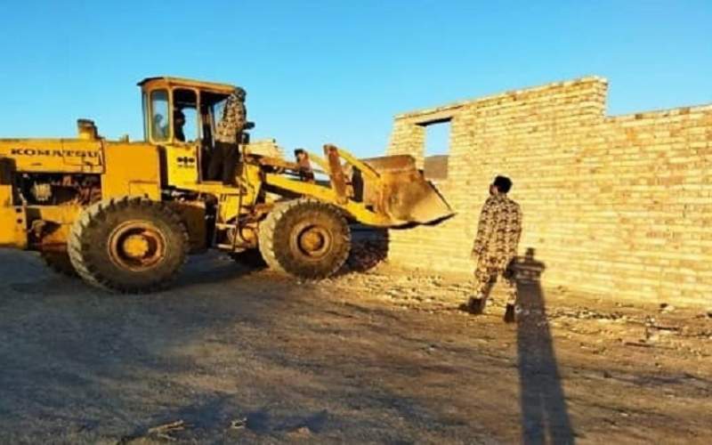 رفع تصرف ۱۰ هزار متر مربع از اراضی سیستان و بلوچستان در طرح تشدید نوروزی