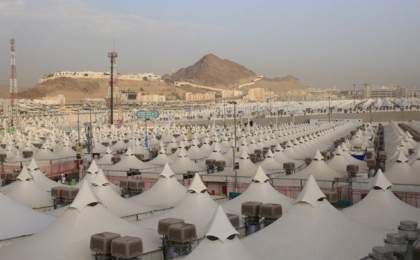 آماده‌سازی چادرهای منا برای حاجیان/ هزینه اضافه‌ای که سعودی‌ها گرفتند، کجا خرج شد؟