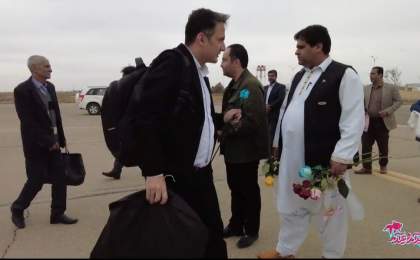 استقبال از اولین مسافران نوروزی در فرودگاه زابل