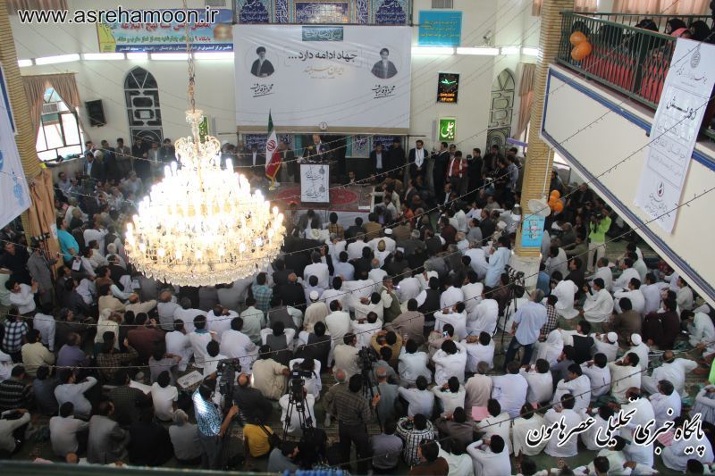 قالیباف در سیستان و بلوچستان- طرفداران در مسجد الغدیر