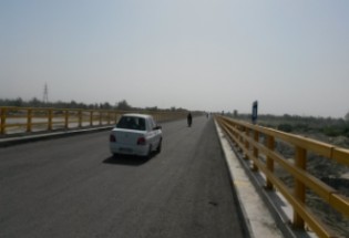 بزرگترین پل استان زیر چرخ رهگذران زرآباد