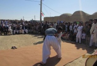 جشنواره بازیهای بومی و محلی در روستای سنجرانی برگزار شد