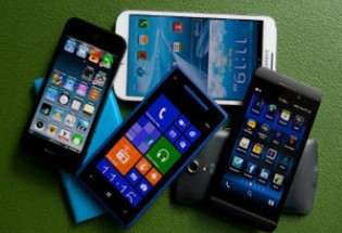 راه طولانی ساماندهی واردات گوشی تلفن همراه/ بازار در انتظار اجرای تصمیم جدید