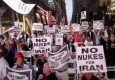 تجمع مخالفان توافق هسته ای ایران در مقابل کنگره آمریکا