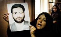 گزارش تصویری/ اشک خانواده در فراق خبرنگار شهید مدافع حرم «محسن خزایی»  