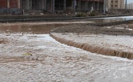 بارش باران منجر به آب گرفتگی معابر در زاهدان شد  