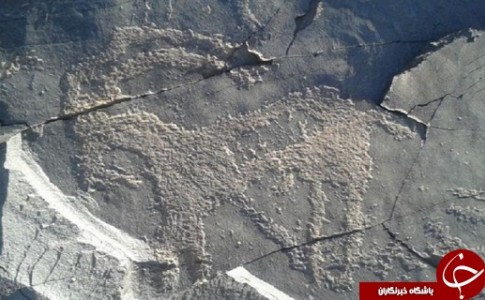 سنگ نگاره هایی با قدمتی 11هزار ساله در دل صخره های سرباز