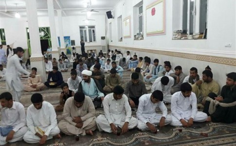 برگزاری جشن سالروز میلاد امام حسین (ع) در جنوب سیستان و بلوچستان+ تصاویر