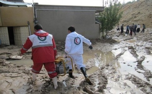 آماده باش نیروهای امدادی و خدمات رسان برای مقابله با خسارت های بارندگی/ از امدادرسانی 44 روستا تا فوت 3شهروند