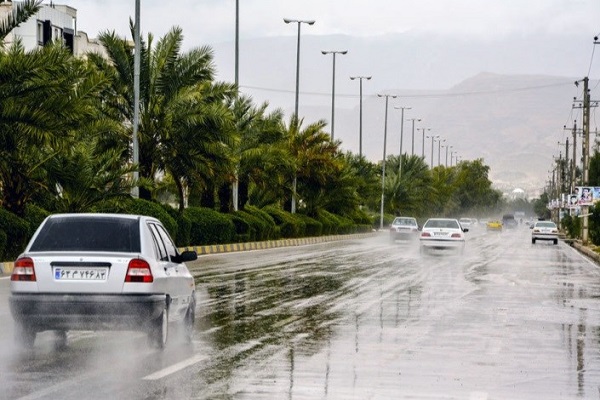 تردد در محورهای استان عادی و روان است/ دریای عمان مواج و متلاطم می شود