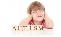 رنج بی پایان خانواده‌های کودکان اوتیسمی/ اوتیسم دردی که مرهم نمی‌پذیرد