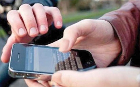 باند سرقت خشن تلفن همراه در زاهدان متلاشی شد/زورگیری در قاب دوربین شهروندان سیستان و بلوچستان