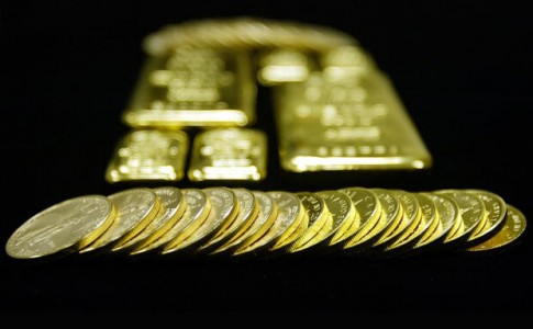 تداوم افت قیمت جهانی طلا با تقویت دلار