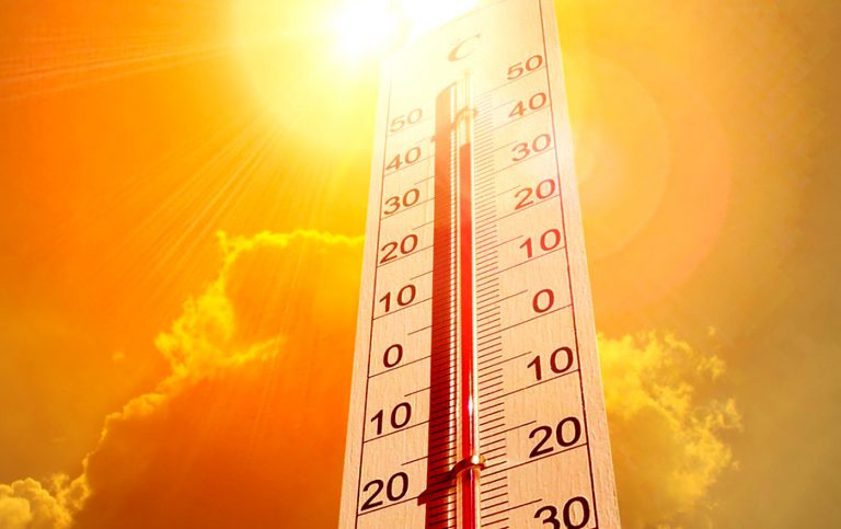 بهاری داغ تر از تابستان  در سیستان و بلوچستان/ دمای دلگان به 50 درجه سلسیوس رسید