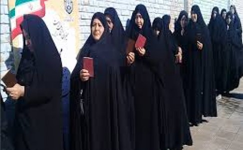 زنان در انتخابات نقش موثری دارند / بالندگی ایران اسلامی با حًور حداکثری مردم