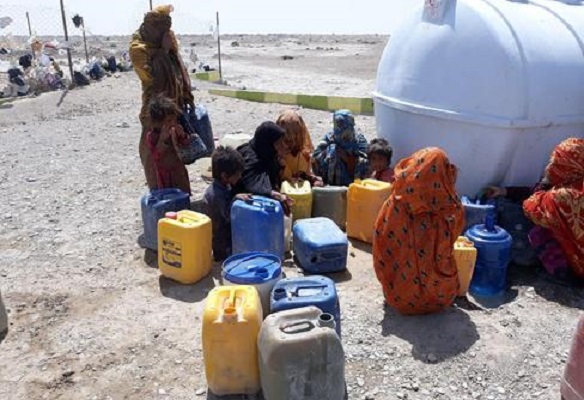 ۵۰ عدد منبع آب به روستاهای مرزی سیستان تحویل شد