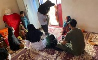 اجرای طرح خانه به خانه ویزیت رایگان در منطقه عشایری "بنت"